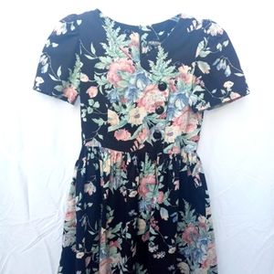 Vintage S.L Fashion Dress Women Sz 14 Black Floral Print Pullover Short Sleeves